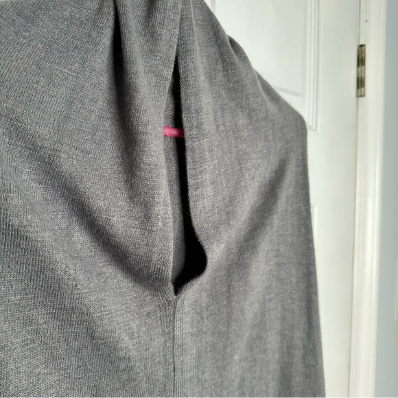 Poncho Grey One Size - Picture 4 of 16